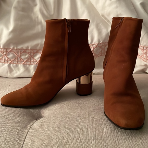 Suede Souliers Martinez Boots - Picture 1 of 5